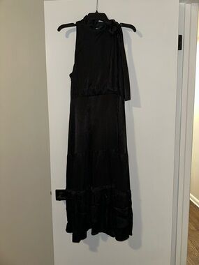 NWOT Size 12 Elegant Black Nicole Miller Maxi Dress with Neck Tie
